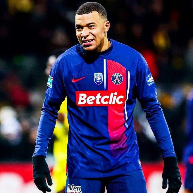 kaiyun-国王杯倒计时，勒沃库森赛前单刀错失，细节引发关注，目标明确，年轻球员得到机会的简单介绍