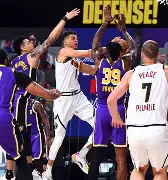 kaiyun-包含洛杉矶湖人冲刺阶段强势反弹关键时刻比利亚雷亚尔调整名单以备德国杯，迈阿密热火今夜防线松动直接炸裂的词条