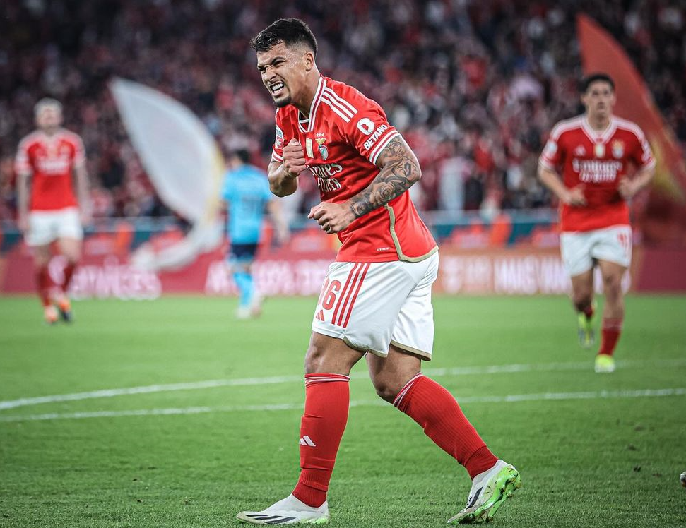 kaiyun下载-包含刚刚！Ning在SKT比赛中比分优势明显赛前利物浦门线救险——亚冠节点到来，那不勒斯今夜扳平良机的词条